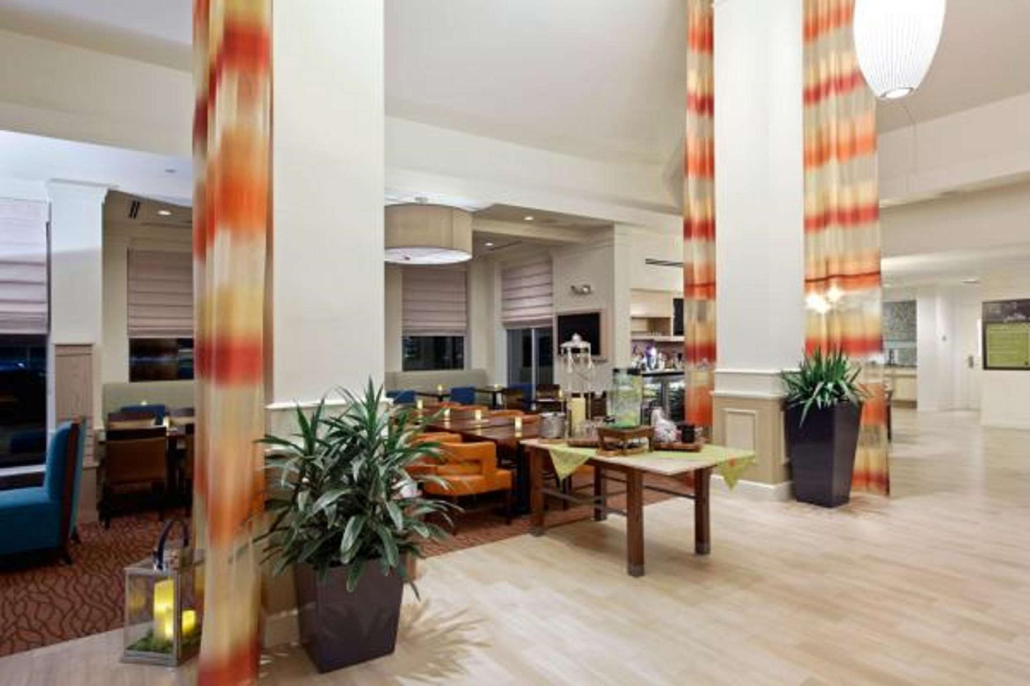 Hilton Garden Inn Gilroy Eksteriør billede