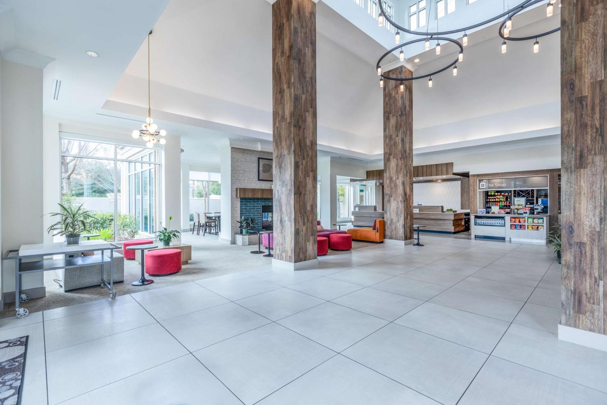 Hilton Garden Inn Gilroy Eksteriør billede