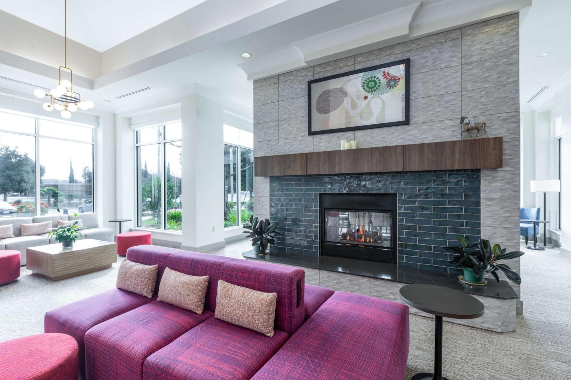 Hilton Garden Inn Gilroy Eksteriør billede