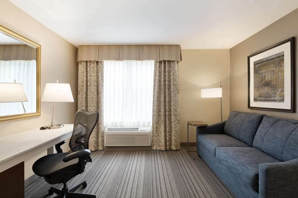 Hilton Garden Inn Gilroy Værelse billede