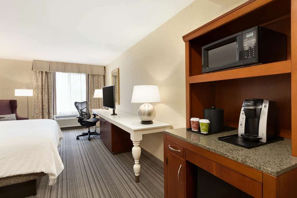 Hilton Garden Inn Gilroy Værelse billede